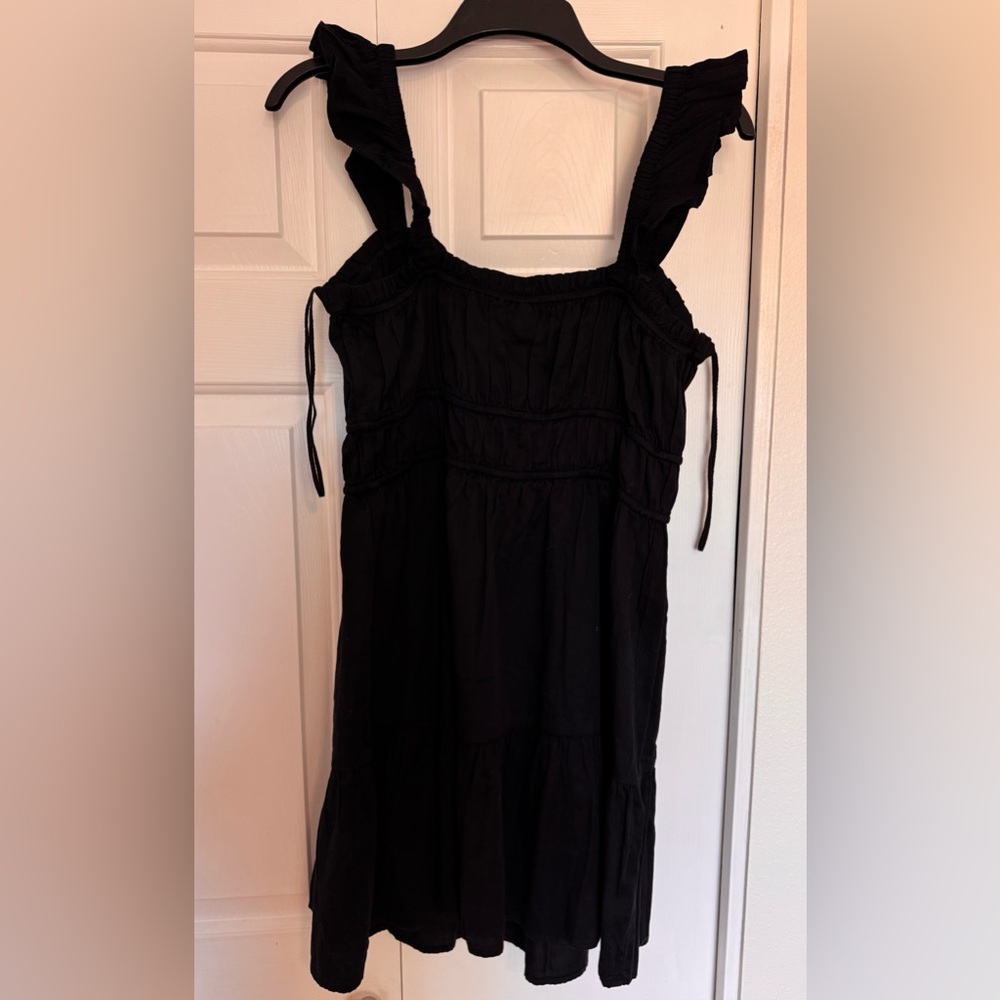 GAP Black Ruffled Strap Dress